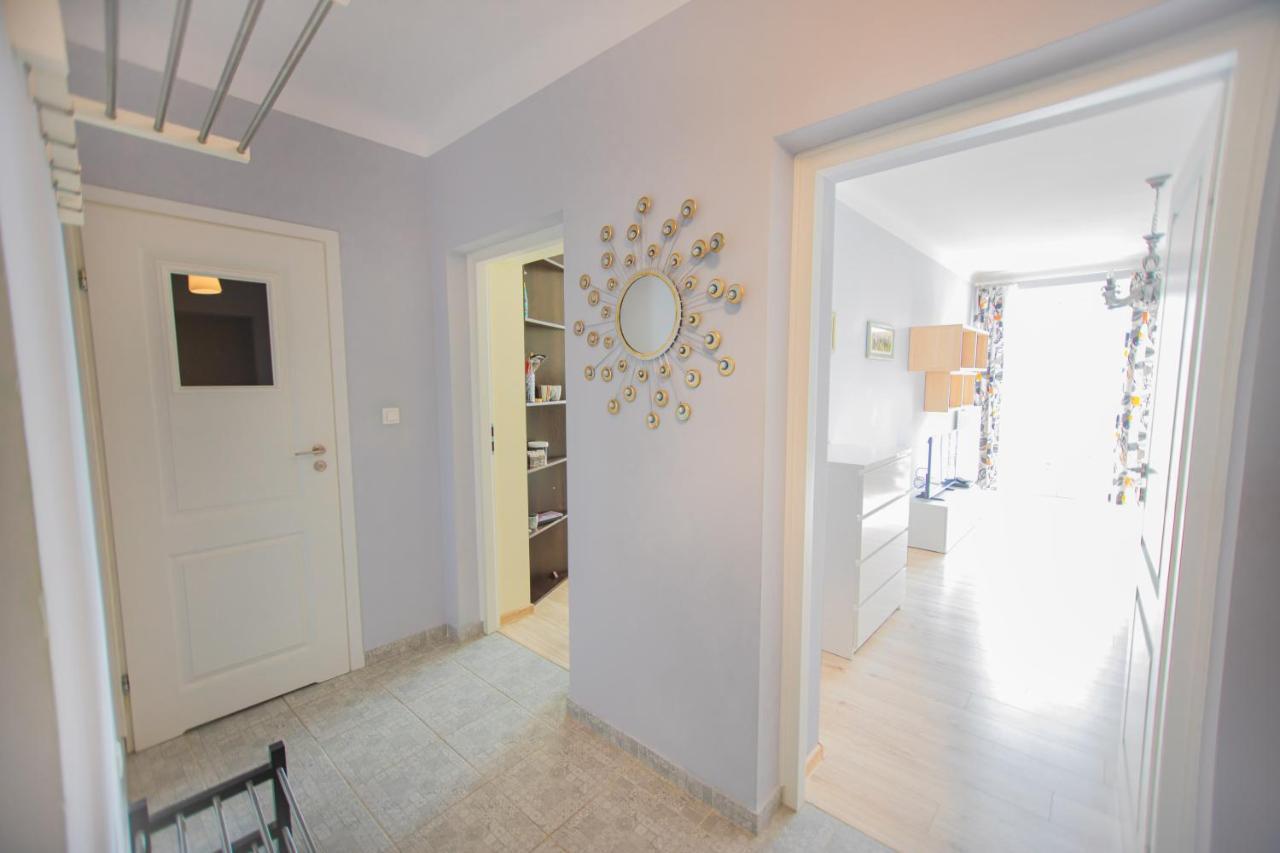 Large Flat. Great View. City Center. Варшава Экстерьер фото